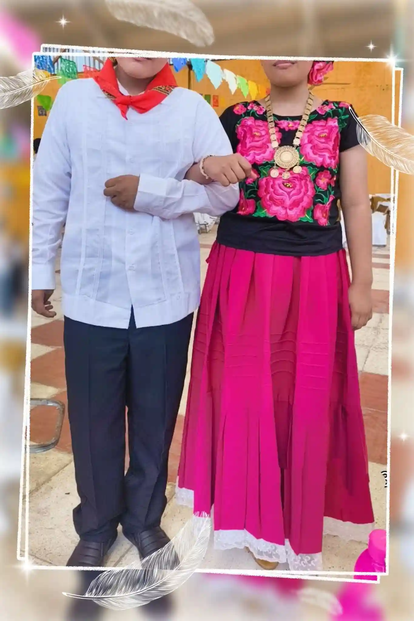 Enagua toque de seda bordada artesanal