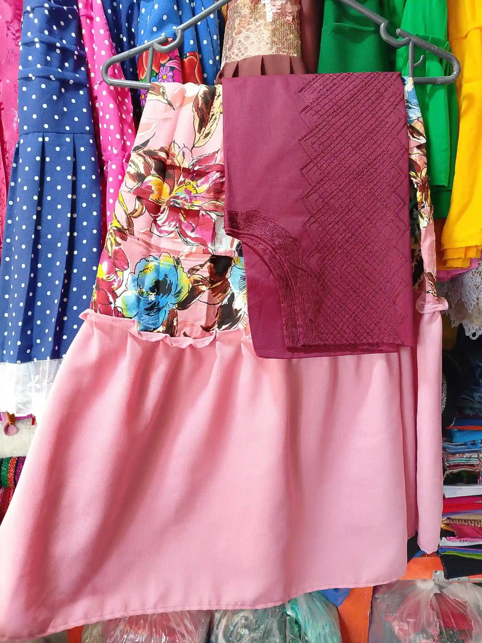 Blusa bordada a mano