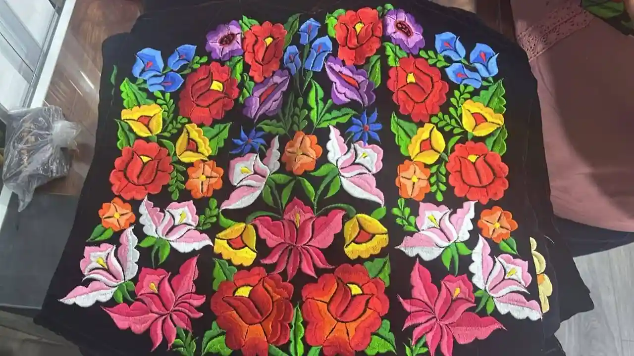 Corset bordado artesanal