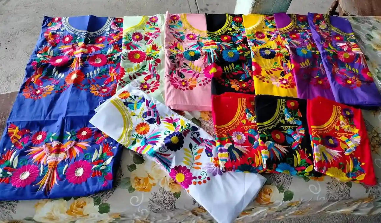 Lienzo de vestido artesanal del Istmo