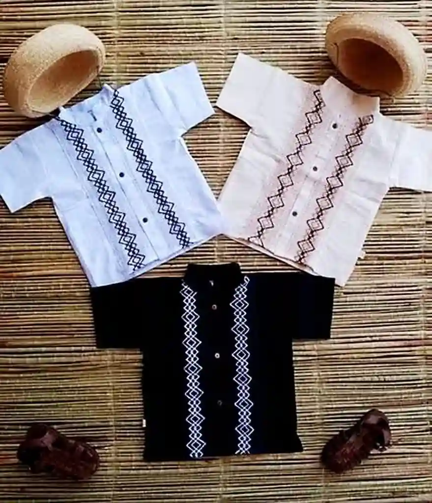 Traje artesanal infantil para niño